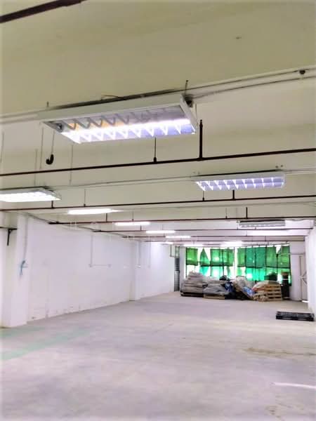 Warehouse for Rent in Seksyen 51 (Petaling Jaya) - Hong Soon Loong - Interior - PropertyGuru.com.my