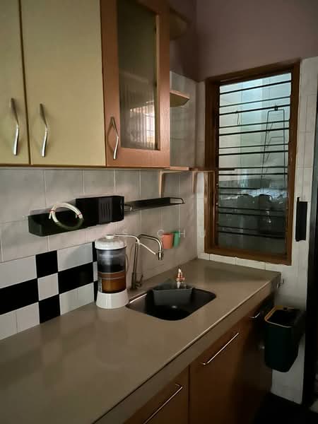 Apartment for Rent at Pangsapuri Sri Kemuning - LS Chu - Kitchen - PropertyGuru.com.my