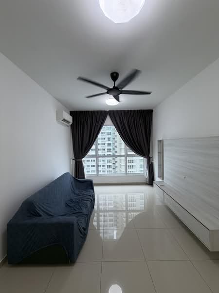 Kondominium untuk Disewa di i-Santorini - Rick Goh - Living Room - PropertyGuru.com.my