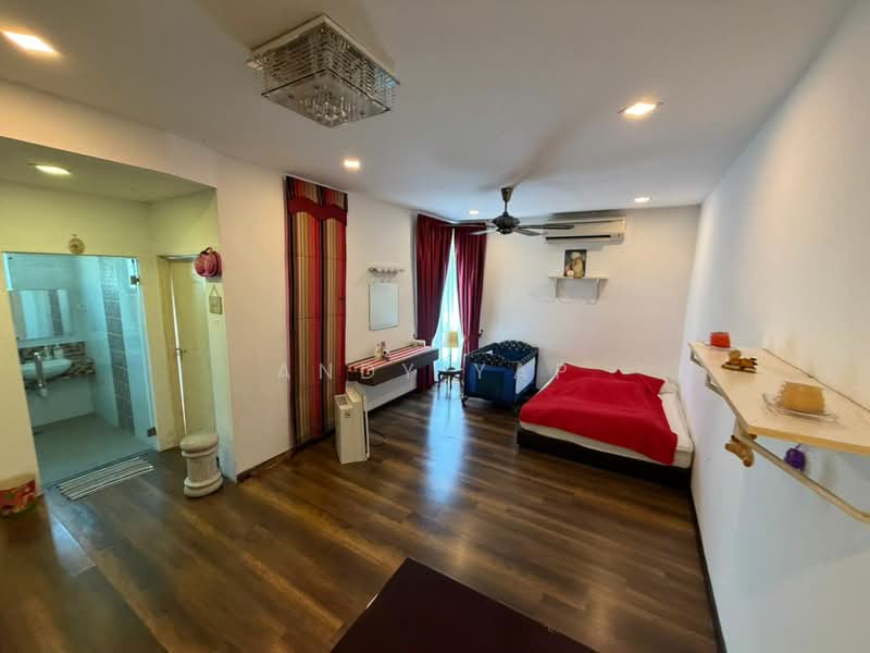 Rumah Banglo untuk Dijual di Kota Emerald (Rawang) - Andy Yap - Bedroom - PropertyGuru.com.my