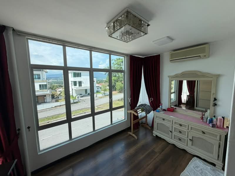 Rumah Banglo untuk Dijual di Kota Emerald (Rawang) - Andy Yap - Bedroom - PropertyGuru.com.my