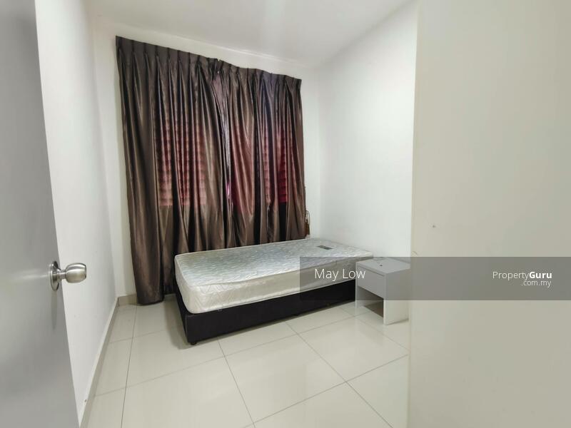 Apartment near Tuas second link, Gelang Patah, Pines Residence - 3nd oom by May Low