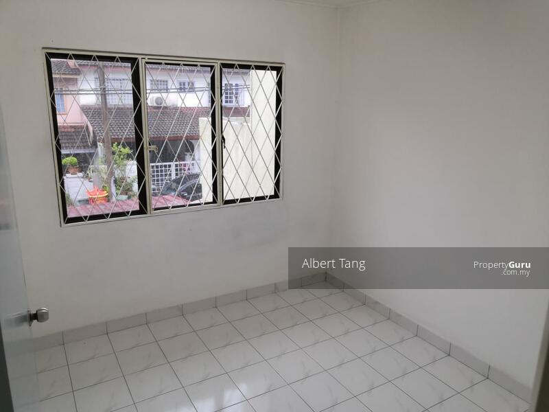 Untuk Dijual - Kepong Tmn Sri Bintang 3sty Renovated House For Sale