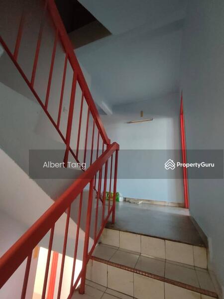 Untuk Dijual - Kepong Tmn Sri Bintang 3sty Renovated House For Sale