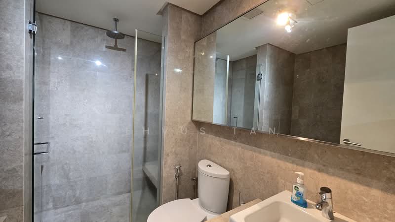 Condominium for Rent at Hampshire Place - Rehvus Tan - Bathroom - PropertyGuru.com.my