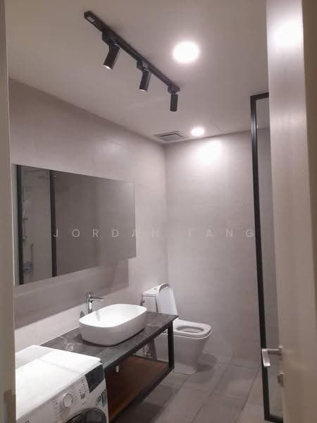 Service Residence for Sale at Residensi Solaris Parq - Jordan Tang - Bathroom - PropertyGuru.com.my