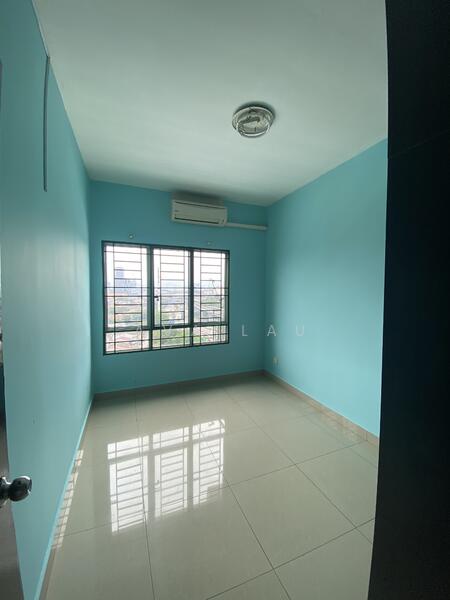 For Rent - Connaught Avenue