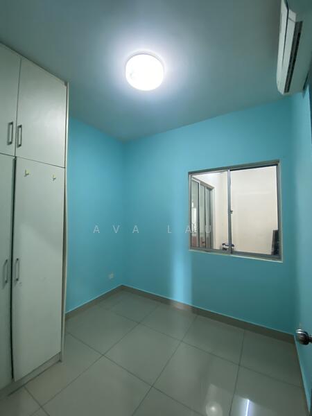 For Rent - Connaught Avenue