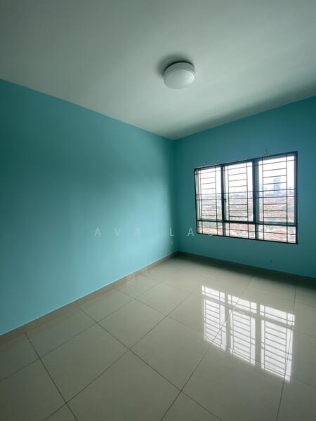 For Rent - Connaught Avenue