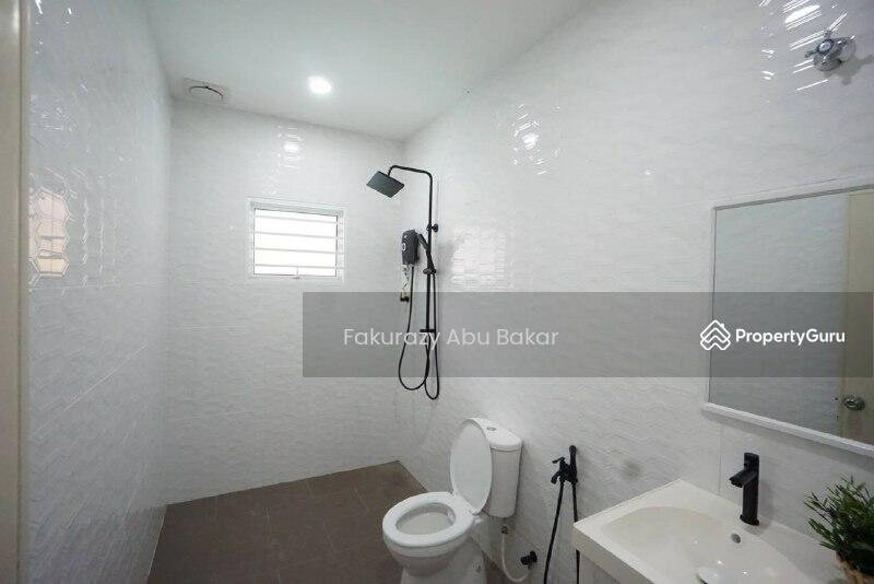 Bungalow for Sale in Shah Alam (Selangor) - Fakurazy Abu Bakar - PropertyGuru.com.my