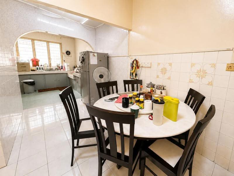 2-storey Terraced House for Sale in SS18 (Subang Jaya) - Cs Chua - Kitchen - PropertyGuru.com.my