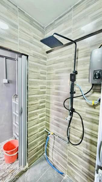 Apartment for Rent at Mentari Court - Erin Yusof - Bathroom - PropertyGuru.com.my