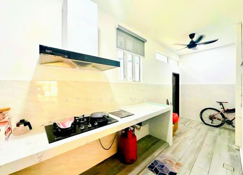 Rumah Teres 2 Tingkat untuk Dijual di Bandar Serenia (Dengkil) - Azhar Mohd - Kitchen - PropertyGuru.com.my