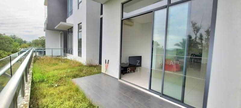 Condominium for Sale at Temasya Kasih, Glenmarie, Shah Alam - NOURBAIZURA ZAKARIA - Living Room - PropertyGuru.com.my