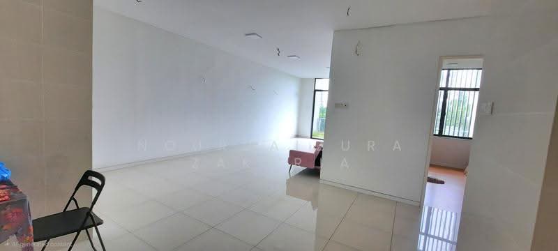 Condominium for Sale at Temasya Kasih, Glenmarie, Shah Alam - NOURBAIZURA ZAKARIA - Living Room - PropertyGuru.com.my
