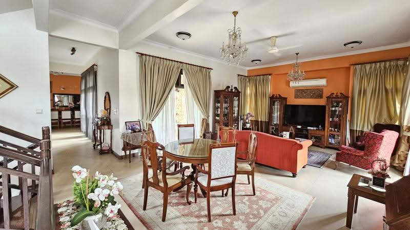 Bungalow House for Sale in Seksyen U1 (Glenmarie) - NOURBAIZURA ZAKARIA - Living Room - PropertyGuru.com.my