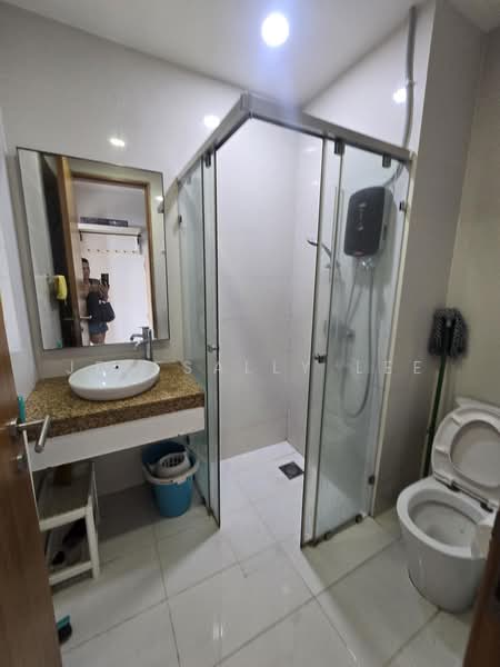 Condominium for Rent at Twins @ Damansara Heights - JeffSally Lee - Bathroom - PropertyGuru.com.my
