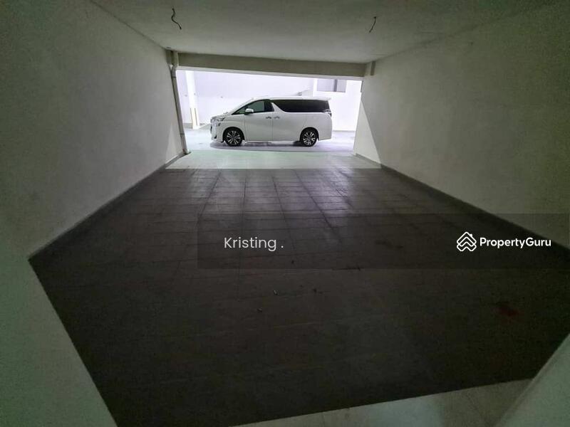 Untuk Dijual - KLGCC Resort: East Residence