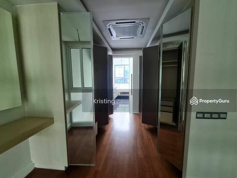 Untuk Dijual - KLGCC Resort: East Residence