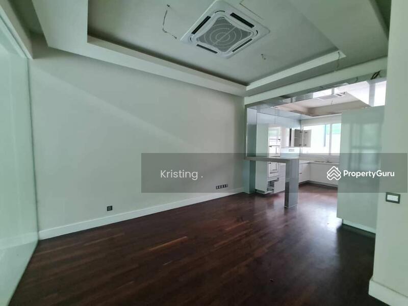 Untuk Dijual - KLGCC Resort: East Residence