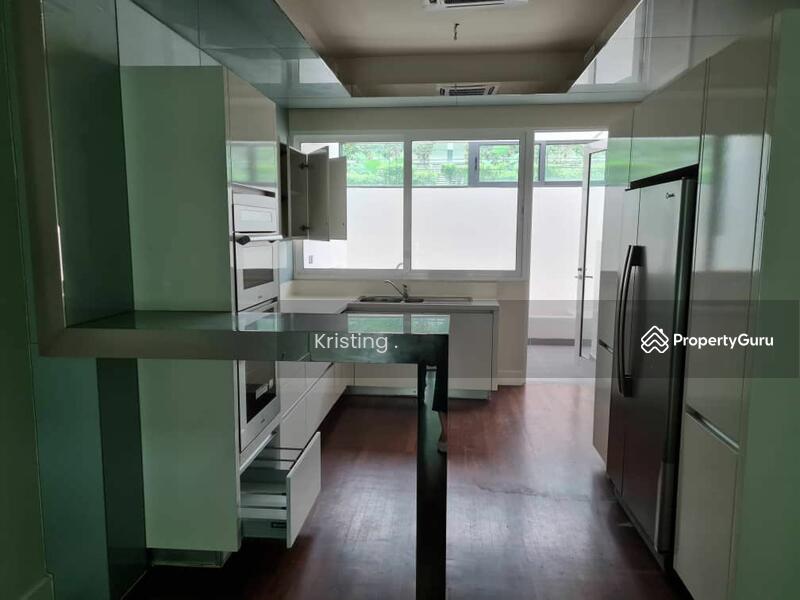 Untuk Dijual - KLGCC Resort: East Residence