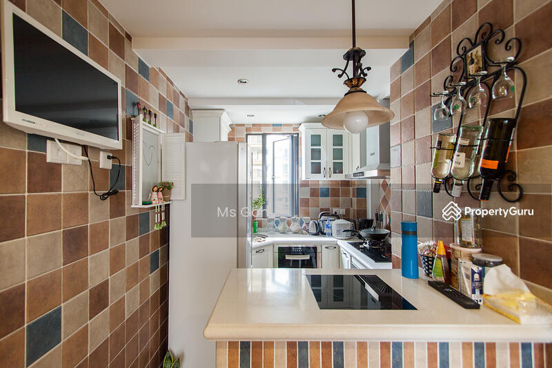 For Sale - Walking Distance To BRT and Shopping Mall and 6minit To LRT