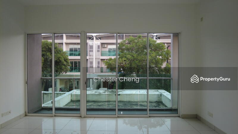Untuk Dijual - Alstonea Subang Jaya (LA : 4,084sf BU : 3,296sf) Mas 3 Storey CORNER
