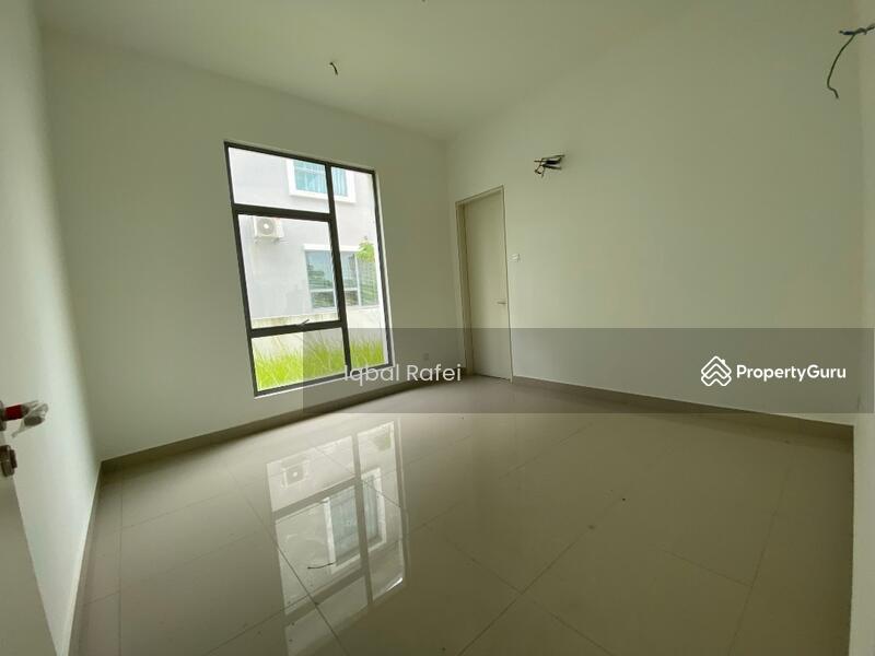 2 STOREY BUNGALOW FRANGIPANI VILLAS, KOTA SERIEMAS, NILAI untuk Untuk Dijual - RM 1,250,000, Mac 2026 - PropertyGuru.com.my