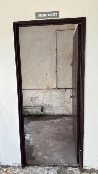 Shop / Office for Rent in Taman Subang Perdana (Sungai Buloh) - Jim Lee - Interior - PropertyGuru.com.my