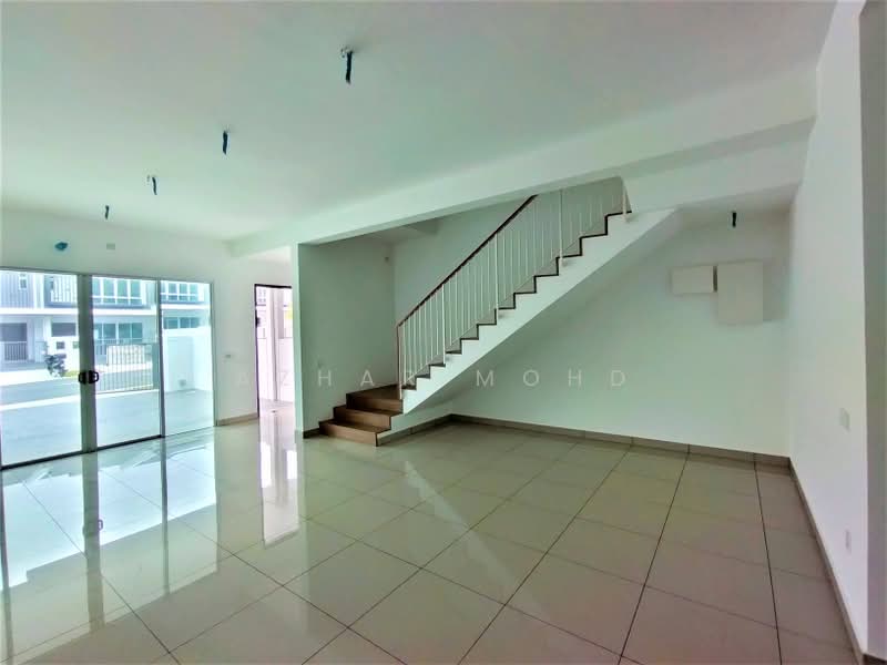 2-storey Terraced House for Sale in Bandar Serenia (Dengkil) - Azhar Mohd - PropertyGuru.com.my