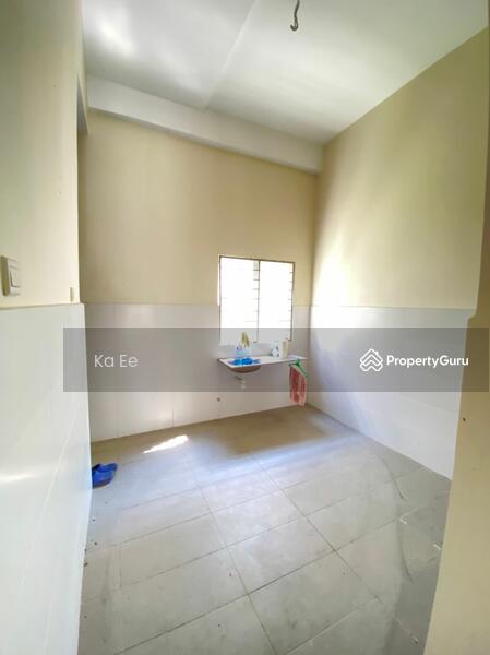 3-storey Terraced House for Sale in Rawang (Selangor) - Ka Ee - PropertyGuru.com.my