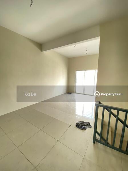 3-storey Terraced House for Sale in Rawang (Selangor) - Ka Ee - PropertyGuru.com.my