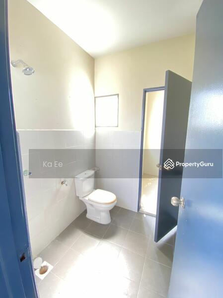 3-storey Terraced House for Sale in Rawang (Selangor) - Ka Ee - PropertyGuru.com.my