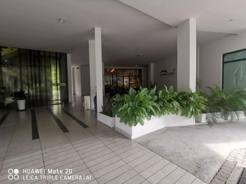 Apartment for Rent at Meru Valley Eco Village - Iris Cheong - Foyer - PropertyGuru.com.my
