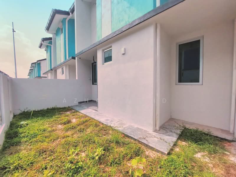 Rumah Teres 2 Tingkat untuk Dijual di Bandar Serenia (Dengkil) - Azhar Mohd - Exterior - PropertyGuru.com.my
