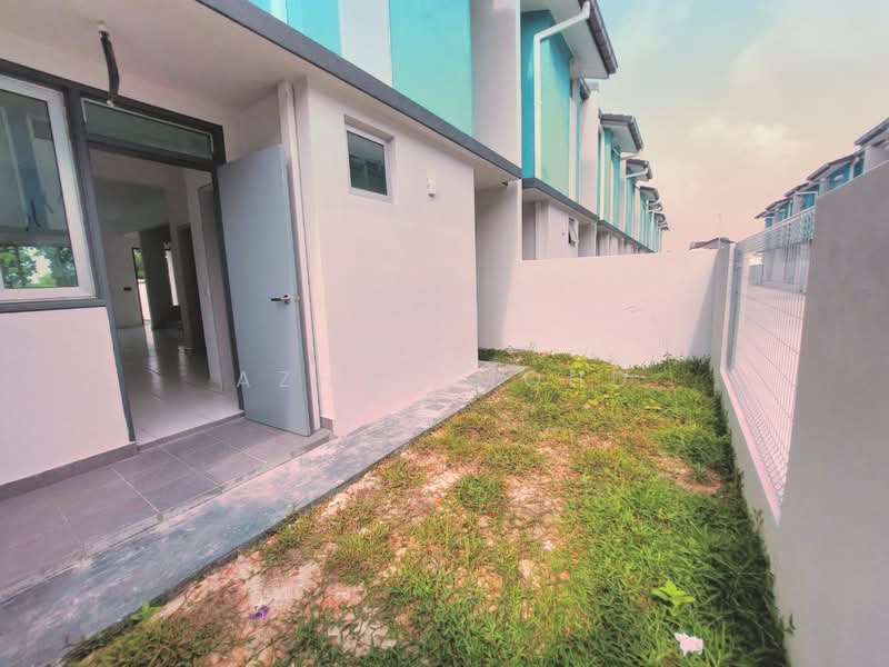 Rumah Teres 2 Tingkat untuk Dijual di Bandar Serenia (Dengkil) - Azhar Mohd - Exterior - PropertyGuru.com.my