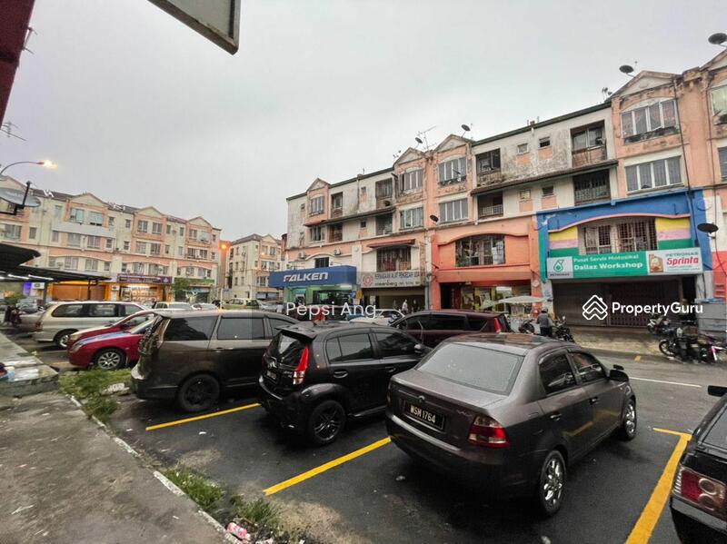 Bandar Bukit Tinggi 1 Shop Apartment, Lorong Batu Nilam 1b 1e, Bandar