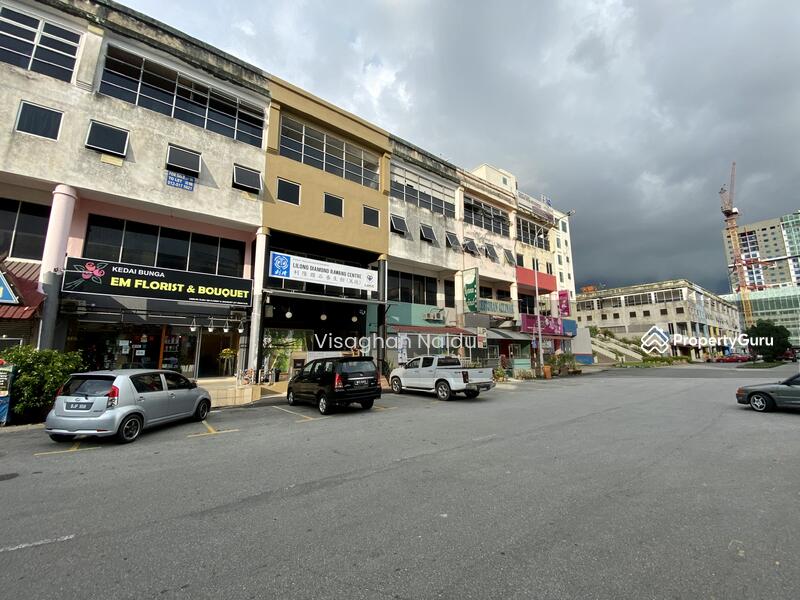 Shop / Office for Sale in Bandar Country Homes (Rawang) - Visaghan Naidu - PropertyGuru.com.my
