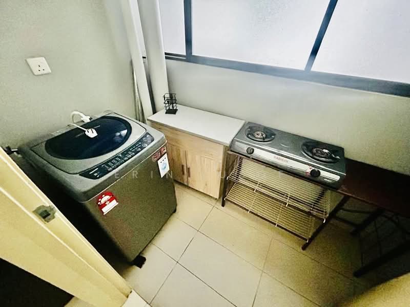 Condominium for Rent at The Hamilton - Erin Yusof - Kitchen - PropertyGuru.com.my