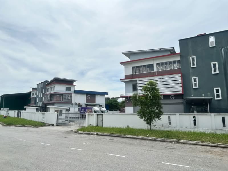 Warehouse for Rent in Rawang (Selangor) - Jentsen Thong - Exterior - PropertyGuru.com.my