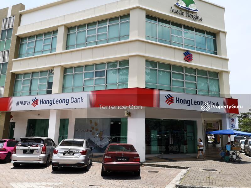 WALKING DISTANCE FROM HONG LEONG BANK 