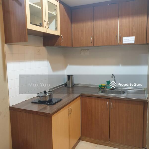 Untuk Disewa - Megan Ambassy