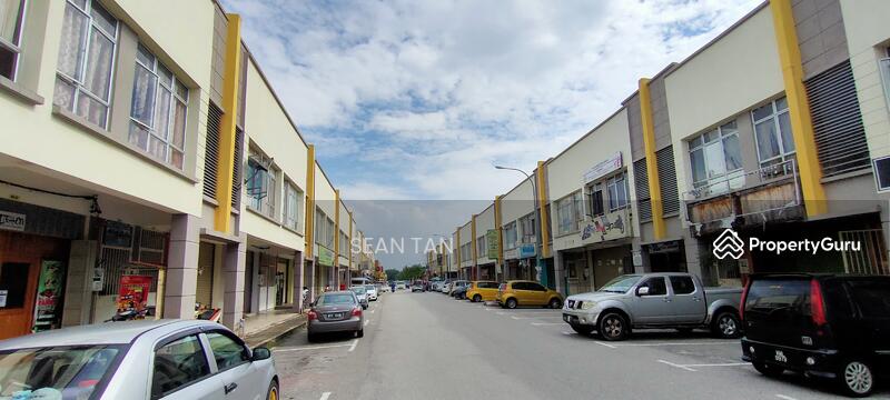 Untuk Dijual - BUKIT BERUNTUNG 2 STOREY SHOP FOR SALE