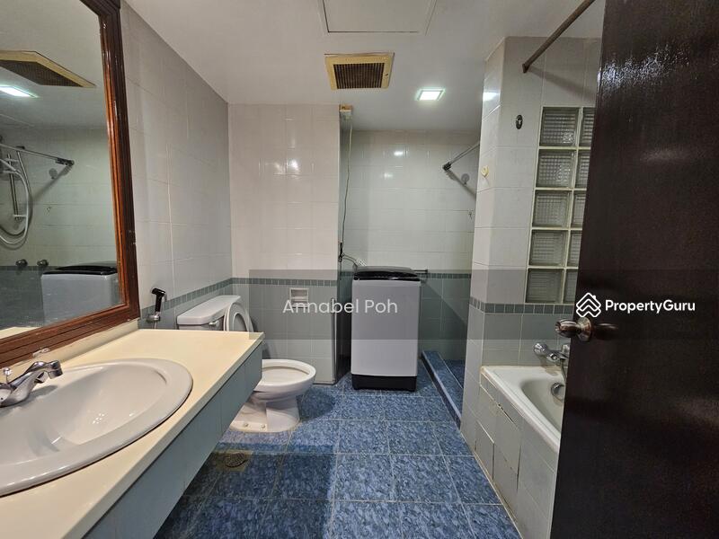 For Sale - Oakwood Hotel and Residence (The Nomad Sucasa)
