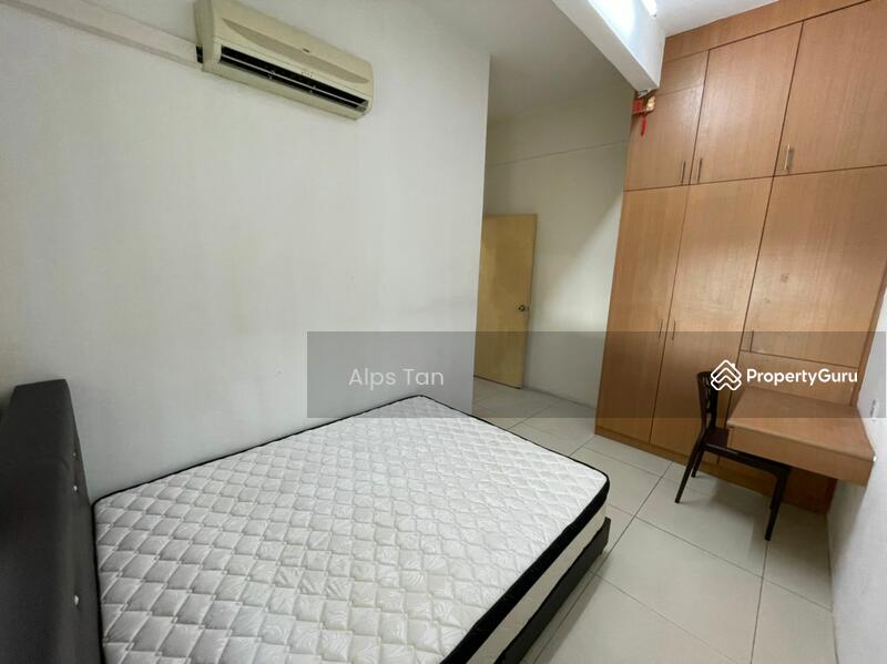 East Lake Residence, Persiaran Serdang Perdana, Seri Kembangan