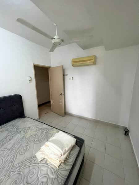 Kondominium untuk Disewa di Vista Komanwel A - Ken . - PropertyGuru.com.my