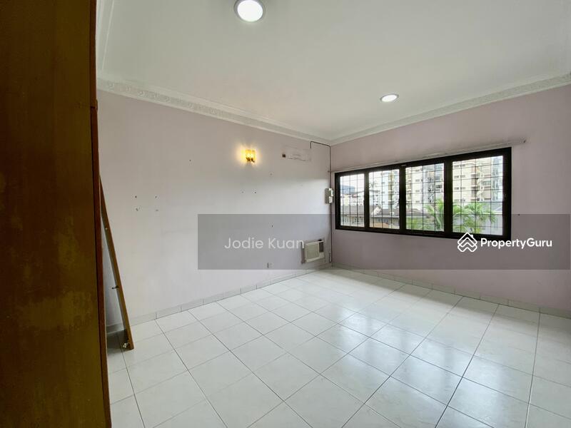 Bungalow House untuk Dijual di Taman Chateau (Ipoh) - Jodie Kuan - Bedroom 2 - PropertyGuru.com.my