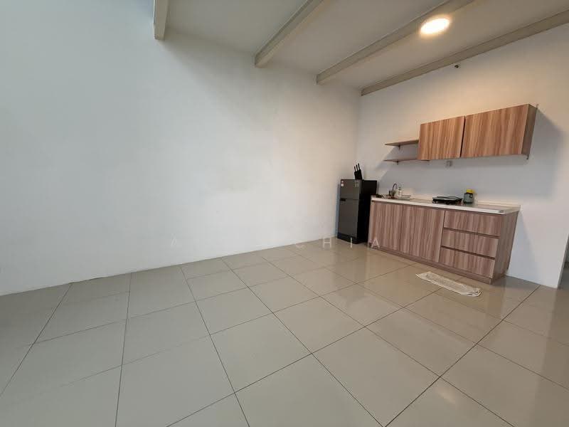 Condominium for Rent at SOHO @ Empire City - Alan Chia - Kitchen - PropertyGuru.com.my