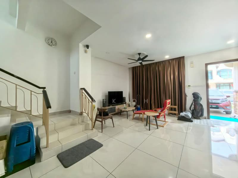 2-storey Terraced House for Sale in Diamond City (Semenyih) - Erik Oh - Living Room - PropertyGuru.com.my