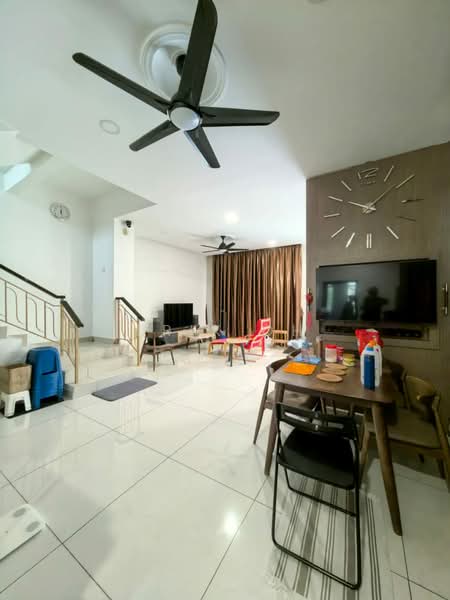 2-storey Terraced House for Sale in Diamond City (Semenyih) - Erik Oh - Living Room - PropertyGuru.com.my